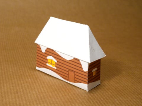 Winter village model no. 5 - Narrow wooden house