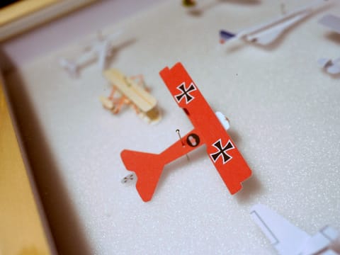 Time lapse 'Making of' video for the Fokker Dr.I model